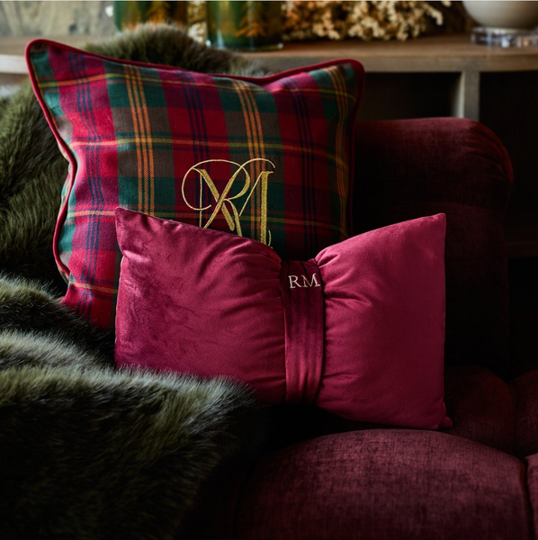 Festive bow box pillow