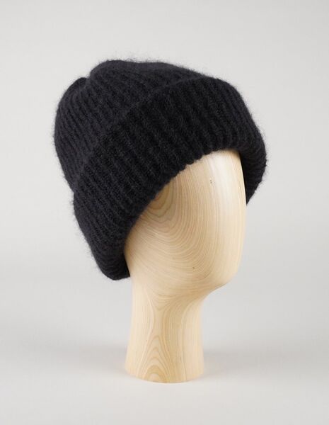 Adalyn beanie, black