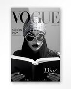 Fashion book white 40x60