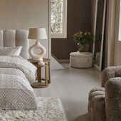 Park avenue footstool, antique white