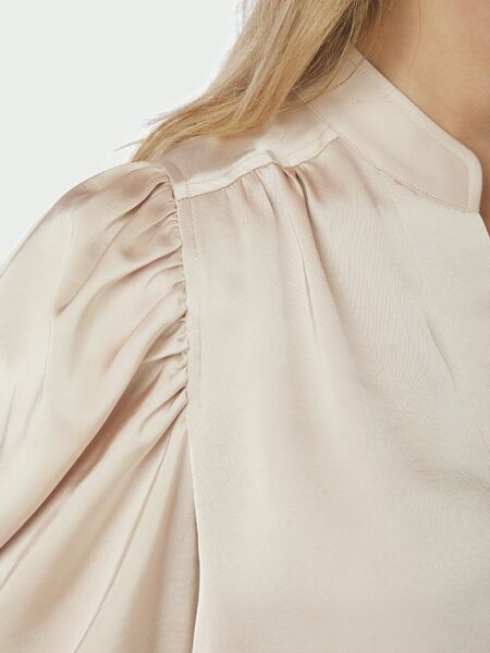 Roella heavy sateen blouse, champagne