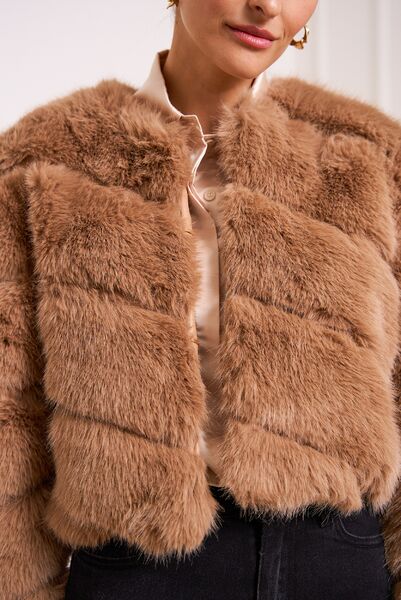 Paula faux fur jacket, taupe