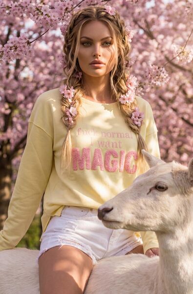 I want magic sweater, yellow