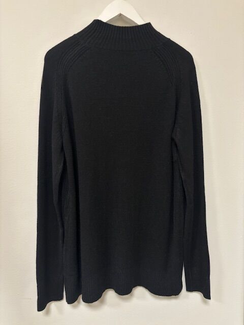 Viscose knit shirt, black