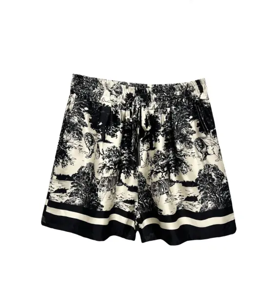 Shorts with Toile De Jouy print, black
