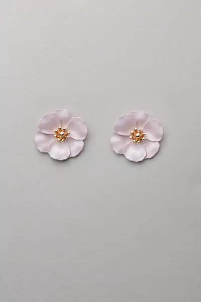 Flower small earrings, light pearl pink
