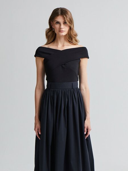 Abelena toppi, musta