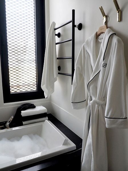 Portofino robe, white