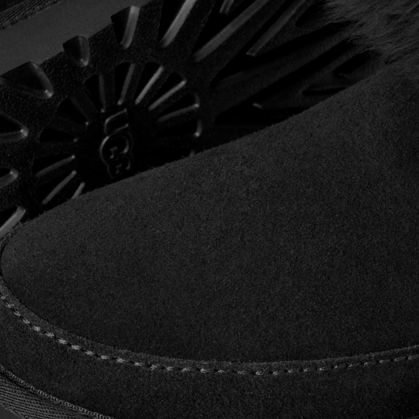 Classic ultra mini chalet, black