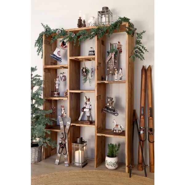 Vintage skis for deco, antique mocca