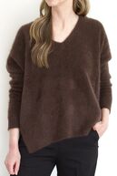 Raccoon v-neck side slits, dark brown