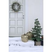Wreath with berries & snow 45cm, green