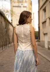 Sleeveless lace top, ecru
