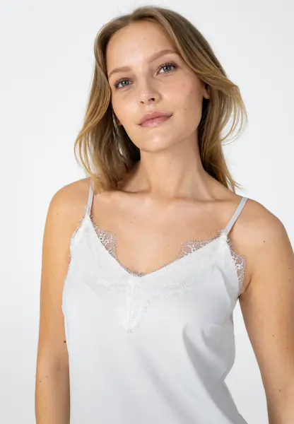 Rosie lace top, off white