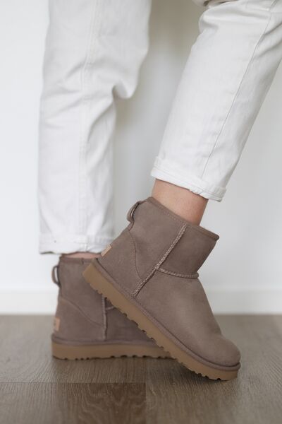 Classic mini II, caribou