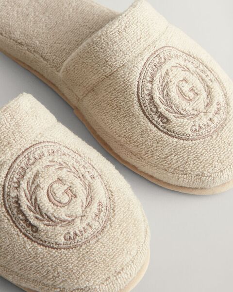 Crest slippers, putty
