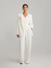 Roseann asuste, valkoinen