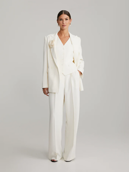 Roseann asuste, valkoinen