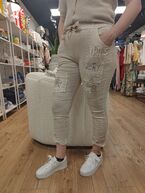 Housut teksteillä, beige