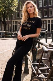 Champagne t-shirt, black
