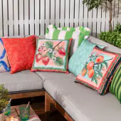 Anemone strawberries ourdoor cushion 43x43, multi