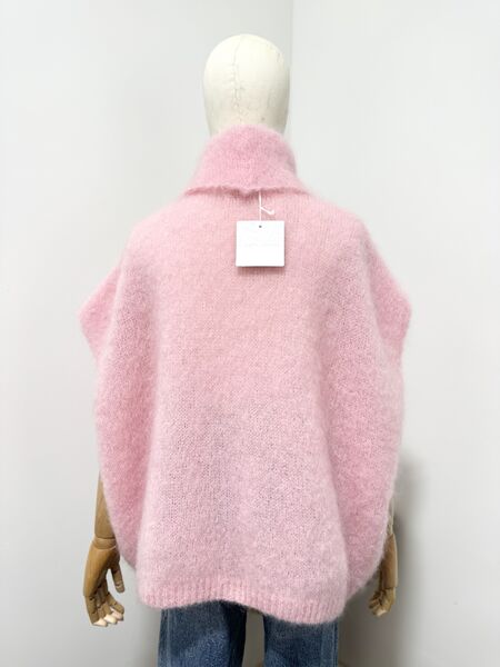 Sleeveless turtleneck sweater, rose shadow