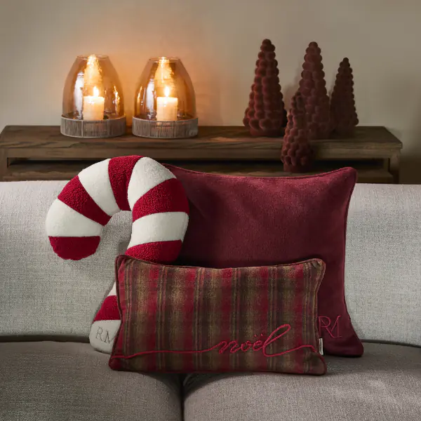 Dahlia pillow cover 50x50