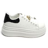 Sneakers with charms, black
