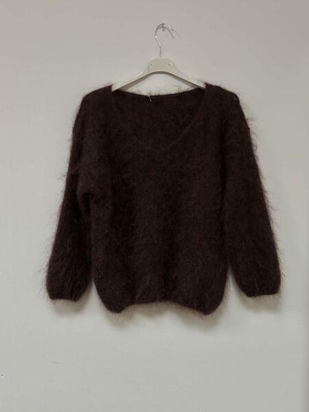 V-neck mohair knit, chocolate