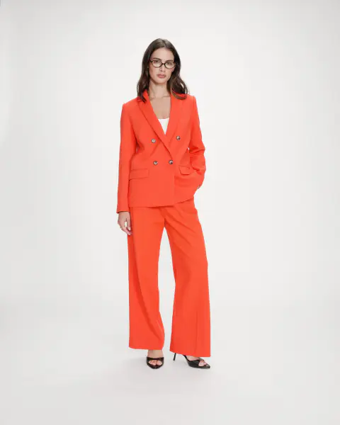 Parfaite blazer, sanguine