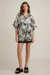 Shorts with Toile De Jouy print, black