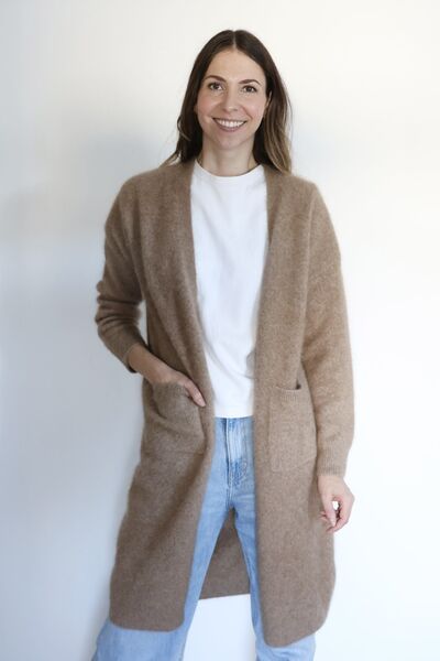 Ruby raccoon blend cardigan, latté