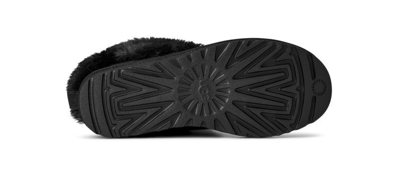 Classic ultra mini chalet, black