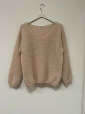 V-neck mohair knit, light beige