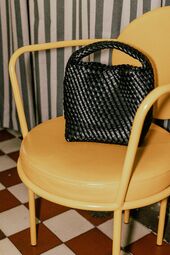 Mia bag small, black