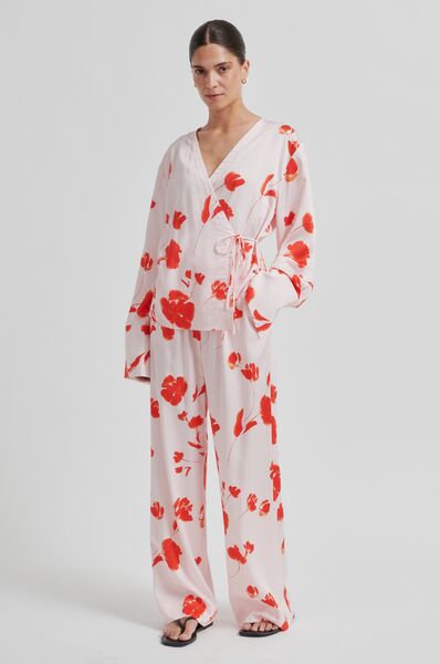 Sakura trousers, pale lilac