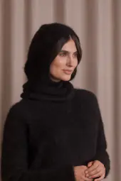 Alivia alpaca blend hood, black